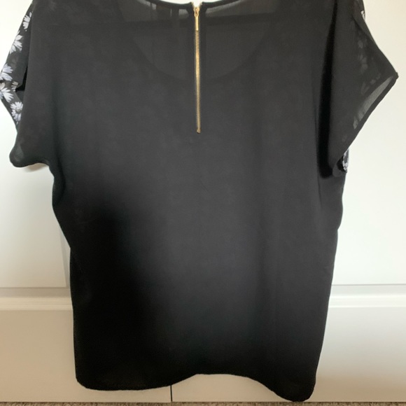 Lg blouse - Picture 2 of 3